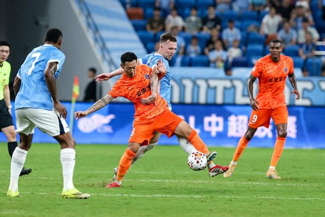 开云体育中心-上港肠子悔青了？放走的国脚王牌中场在玉昆爆发，自己却深陷泥潭|徐新|上海海港|云南|云南玉昆|中超_新浪体育_新浪新闻
